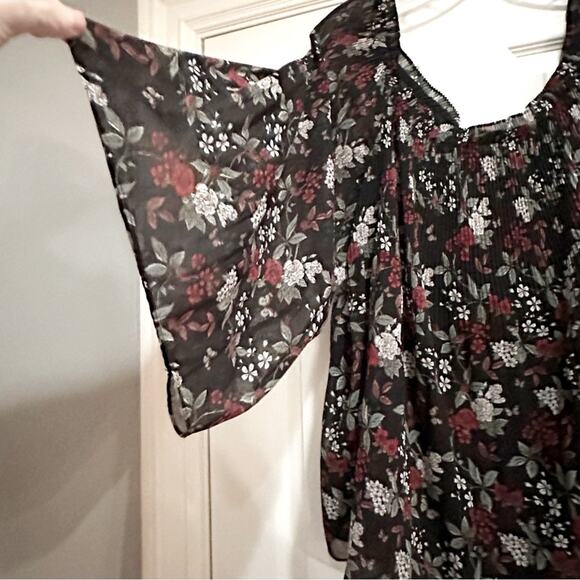 Max Studio Floral Off Shoulder Blouse Womens XL Pleated Flowy Shirt Top Black - Picture 3 of 10